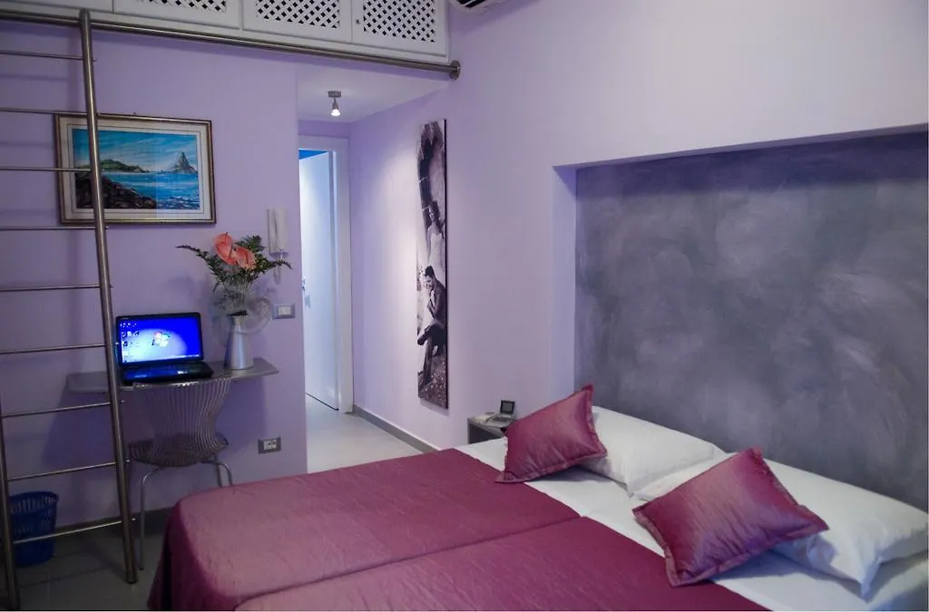 Bed and Breakfast Casa Mare Giardini Naxos Bed & Breakfast